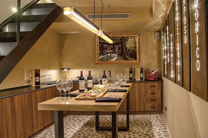 light-dinner-accompanied-with-masterclass-wines