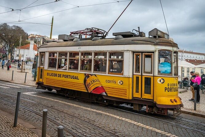 lisbon-24-hours-pass-with-tram-28-riding-ticket