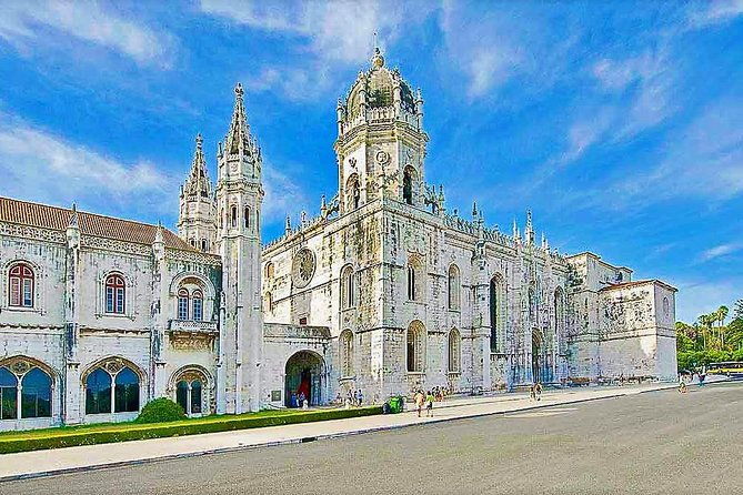 lisbon-private-deluxe-half-day-city-tour