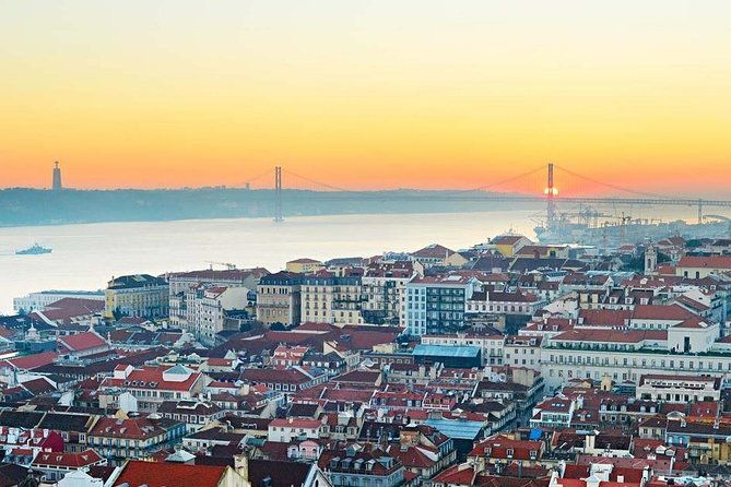 lisbon-private-transfer-to-seville-with-optional-evora-stop