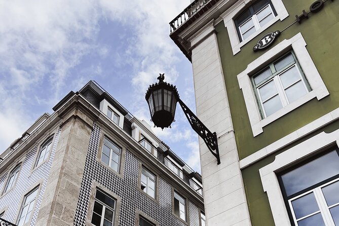 lisbon-walking-tour-the-dark-unholy-secrets