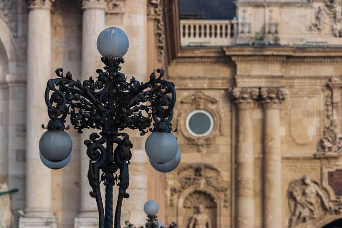live-virtual-walking-tour-in-the-buda-castle-quarter