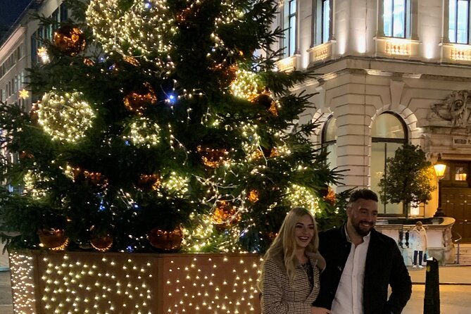 london-bespoke-black-cab-christmas-lights-sights-private-tour-2