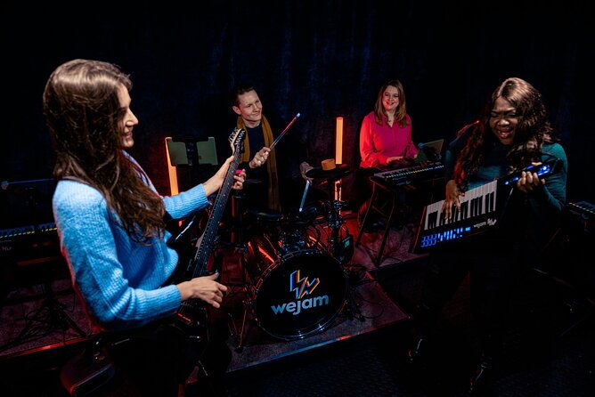 london-rock-on-camdens-interactive-rockstar-experience-2