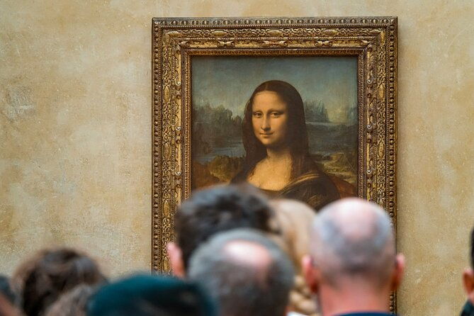 louvre-art-and-mysteries-guided-experience-for-6-people-max