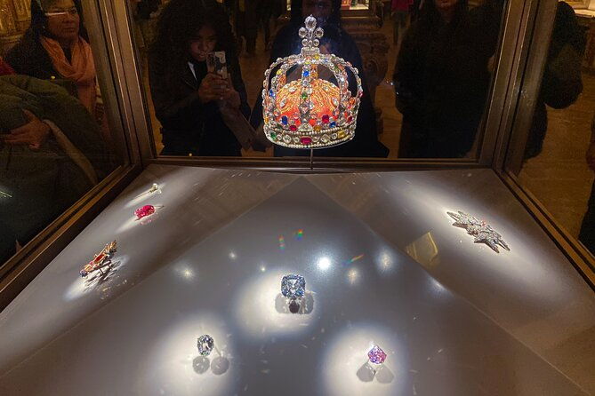 louvre-highlights-mona-lisa-guided-skip-the-line-experience-2