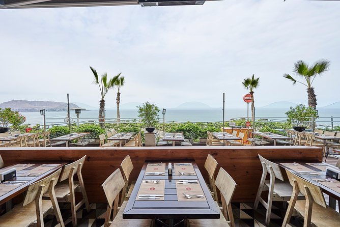 lunch-menu-at-mangos-larcomar-restaurant