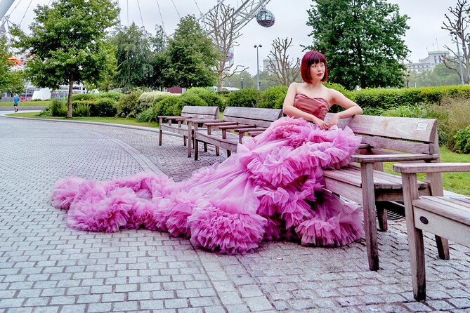 luxury-pinky-dress-photoshoot-in-london-photographer