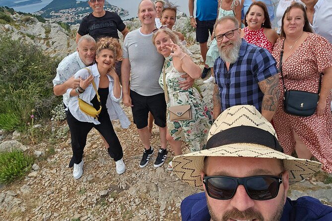 luxury-sunset-tour-with-wine-tasting