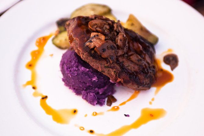 Maalaea Premium Dinner Cruise: Four Course Dining Experience