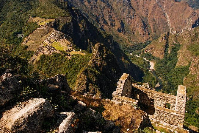 machu-picchu-tour-huayna-picchu-mountain