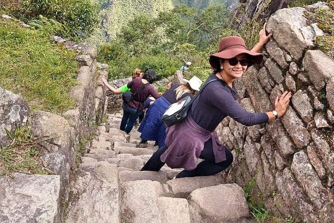 machu-picchu-tour-with-huayna-picchu-2-days