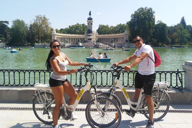 madrid-retiro-park-and-literary-quarter-by-bike
