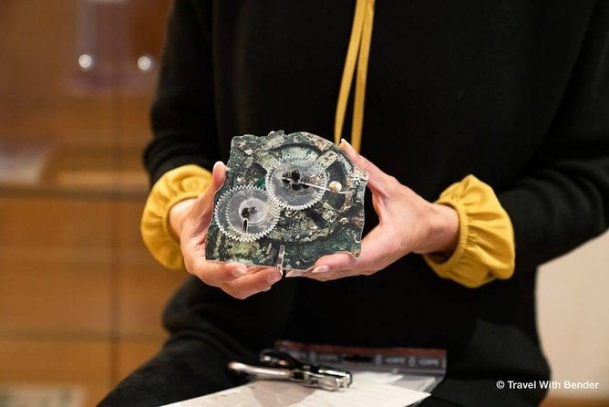 make-your-own-ancient-antikythera-mechanism-a-laptop-from-the-antiquity