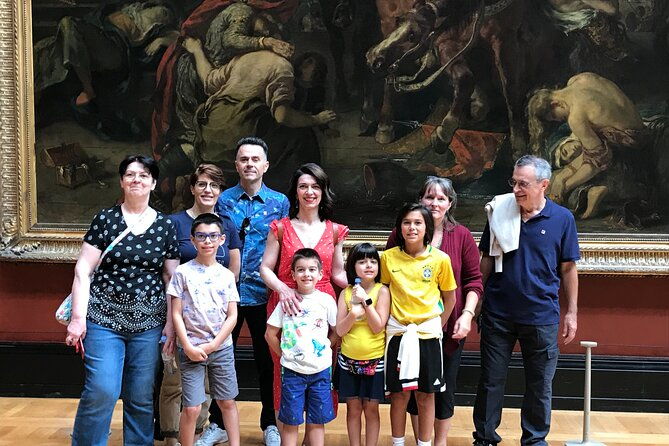mamma-mia-paris-louvre-museum-guided-tour-kid-friendly-activity