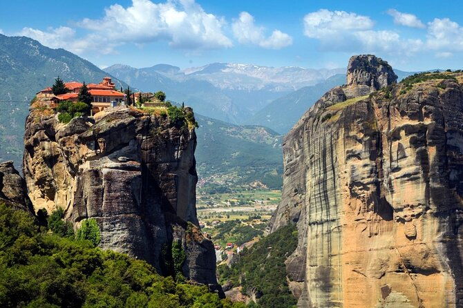 meteora-and-thermopylae-private-tour-from-athens-2
