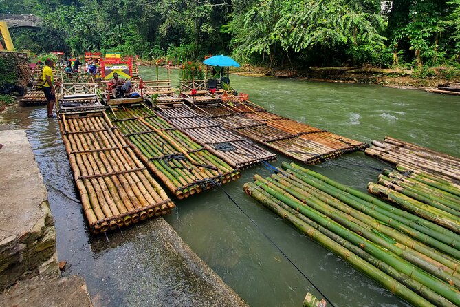 montego-bay-bamboo-rafting-limestone-massage-private-transfer