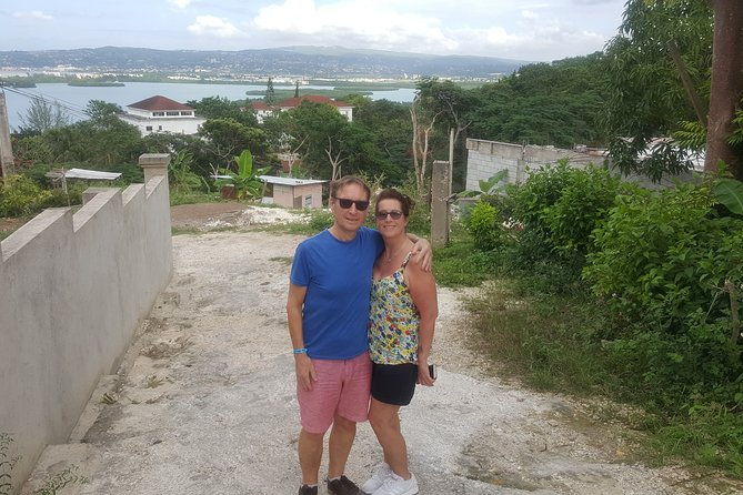 montego-bay-highlight-tour-visit-local-community-and-see-local-stuffs