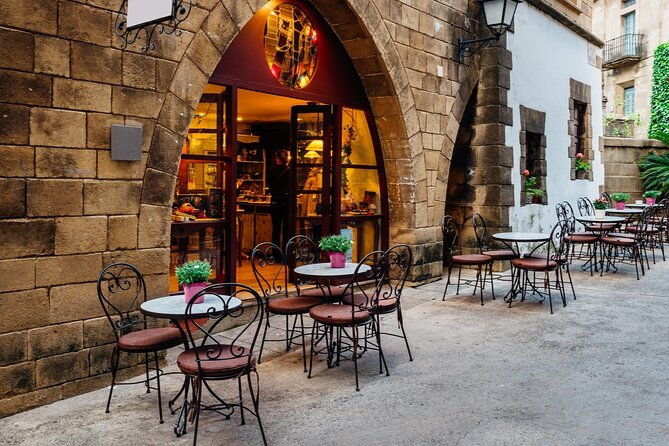 montjuic-witchcraft-quest-experience-in-barcelona-2