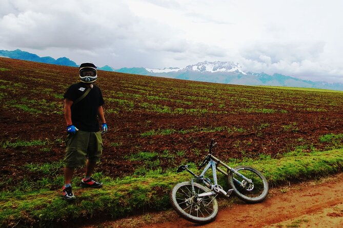 mountain-bike-ride-in-moray-to-maras-and-salt-mines