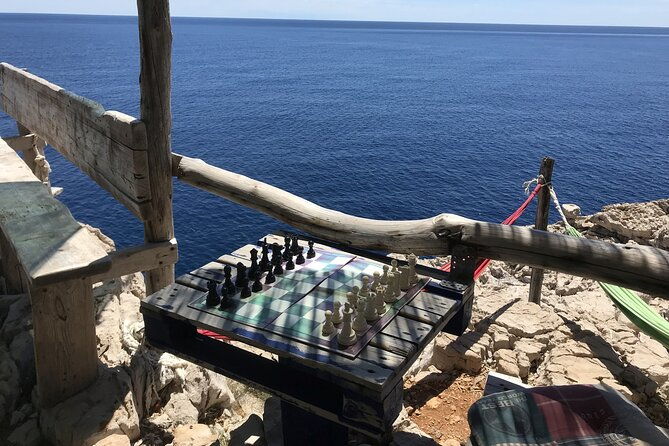 multi-day-luxury-villa-and-yacht-tour-in-croatia-with-pickup