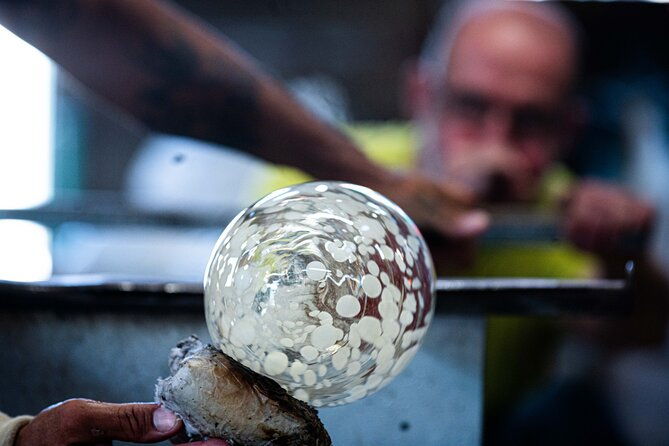 murano-glass-factory-experience-a-workshop-in-venice-2
