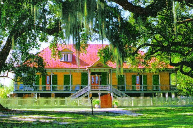 oak-alley-and-laura-plantation-tour-with-transportation-from-new-orleans