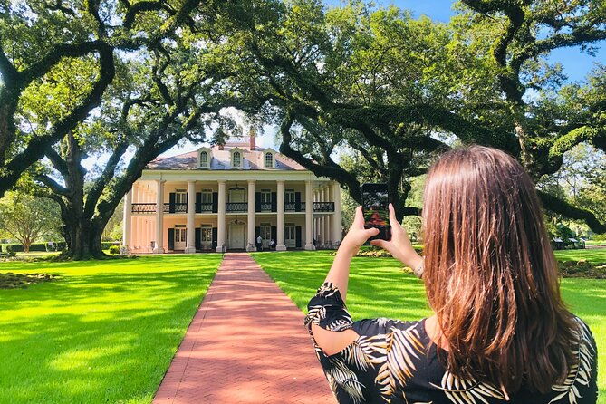 oak-alley-plantation-tour-with-transportation-from-new-orleans