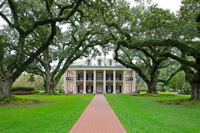 oak-alley-plantation-tour-with-transportation