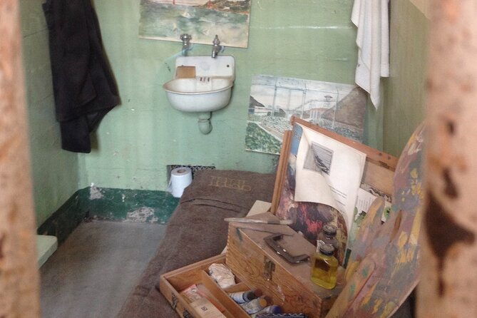 official-alcatraz-island-prison-tour-and-san-francisco-bay-cruise