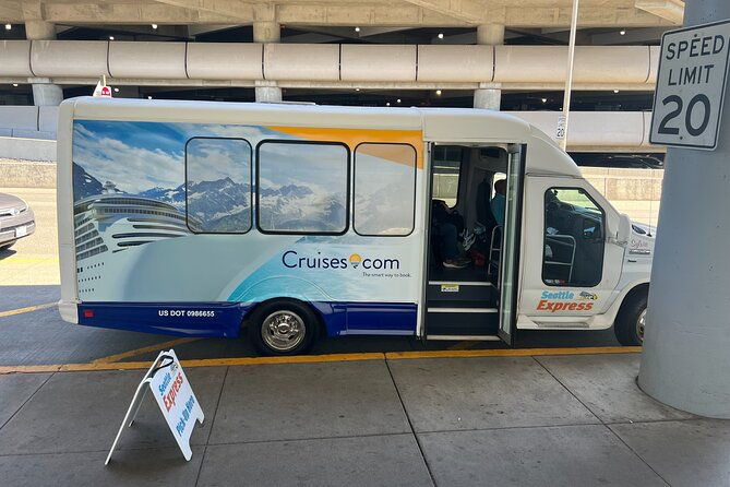 One-Way Transfer: SeaTac Airport to Seattle Cruise Piers 66 & 91