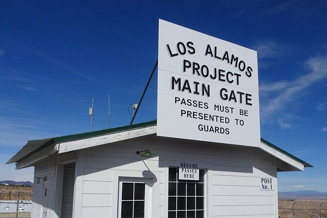 oppenheimer-in-new-york-city-manhattan-project-tour