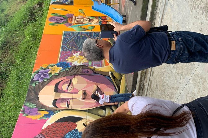 pablo-escobar-comuna-13-tour