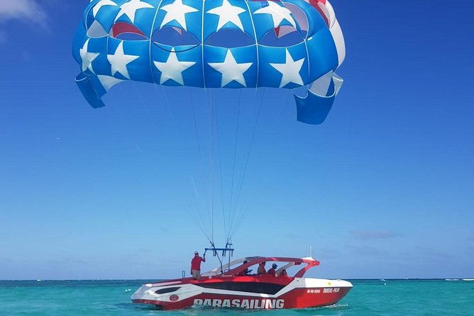 parasailing-adventure-in-punta-cana-with-pick-up
