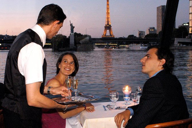 paris-3-course-gourmet-dinner-and-sightseeing-seine-river-cruise