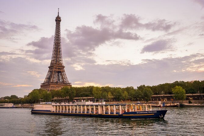 paris-capitaine-fracasse-3-course-seine-river-dinner-cruise