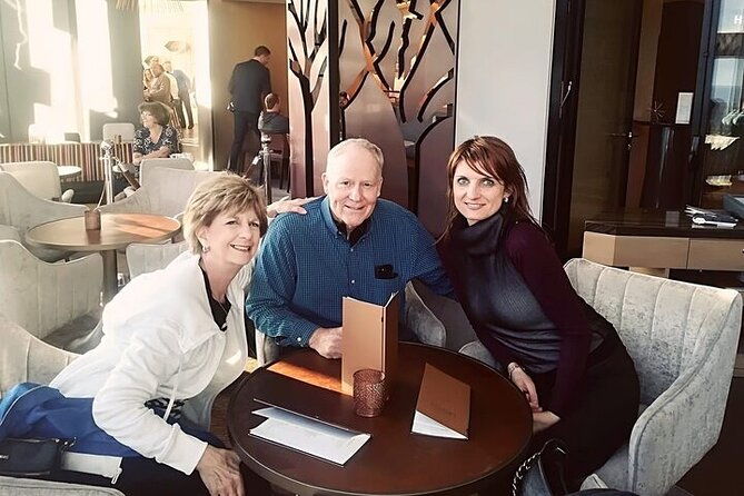 paris-montmartre-walking-tour-with-a-guide