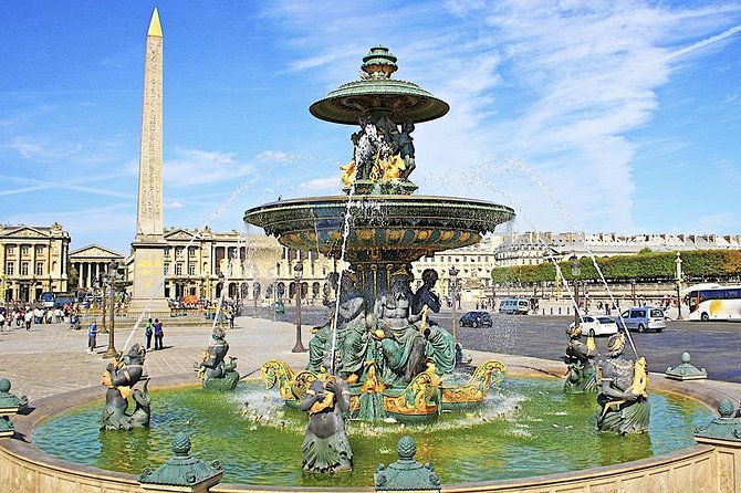 paris-must-see-sites-tour-for-families-and-kids-with-child-friendly-guide