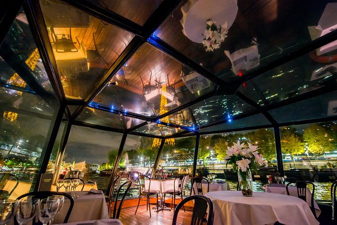 paris-seine-river-dinner-cruise-with-champagne-and-window-seating