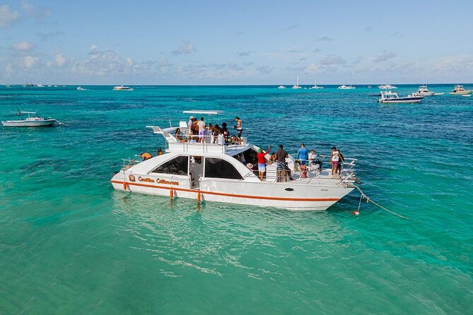 party-boat-tour-with-snorkelling-in-punta-cana