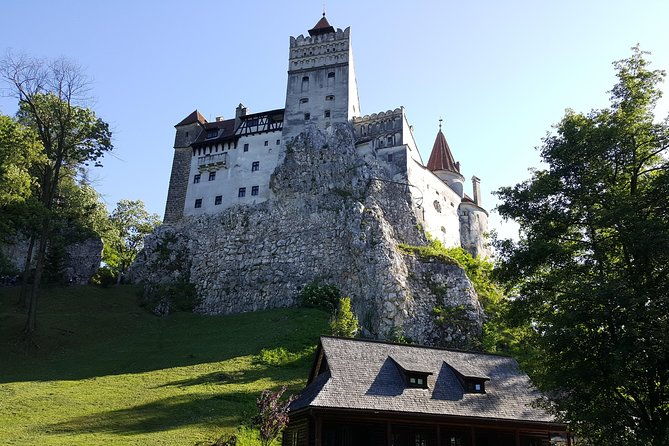 peles-castle-bran-castle-and-brasov-from-bucharest