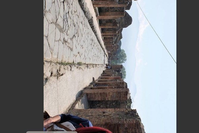 pompeii-vesuvius-wine-tasting-private-day-tour