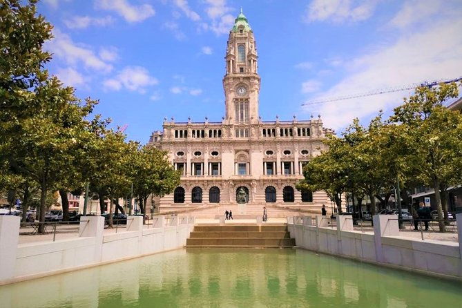 porto-small-group-walking-tour-with-lello-bookshop