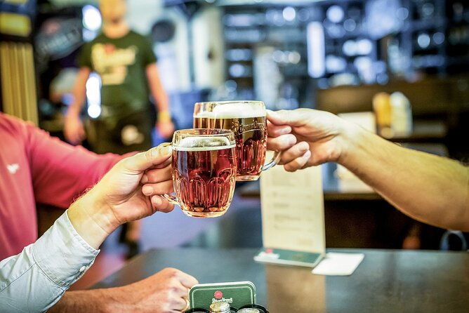 prague-old-town-and-beer-walking-tour-including-dinner