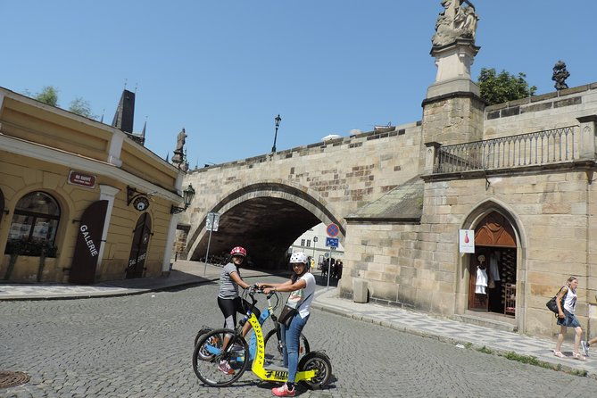 prague-panoramic-views-e-bike-and-e-scooter-guided-tour