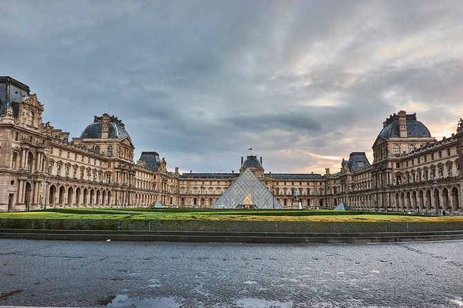 private-3-hour-tour-in-louvre-museum-with-official-tour-guide