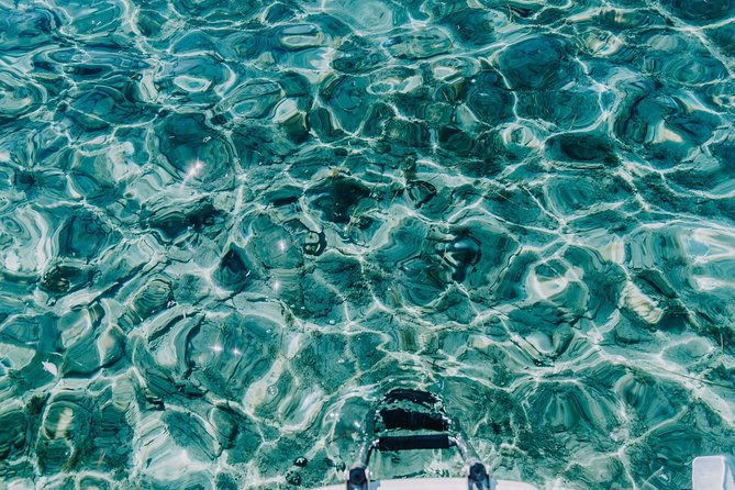 private-3-islands-tour-with-speed-boat-to-blue-lagoon-and-solta-from-split-or-trogir