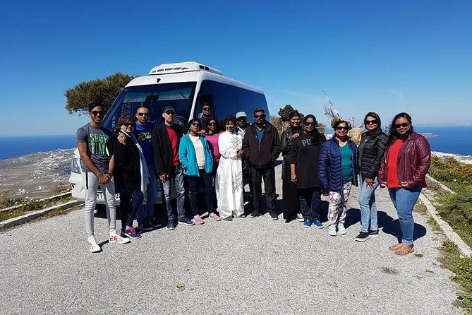 private-8h-tour-on-santorini