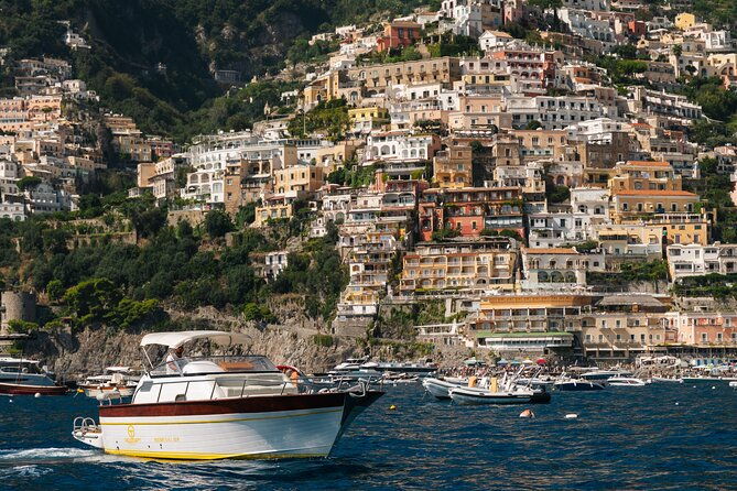 private-amalfi-coast-tour-with-28ft-boat