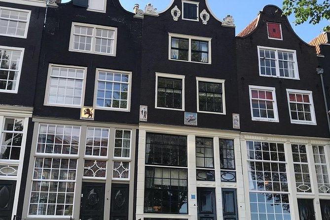 private-amsterdam-bike-tour-with-a-local-guide-also-for-families